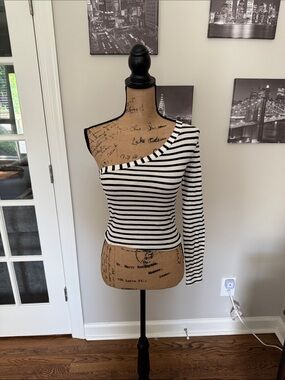 One-Shoulder Black and White Striped Crop Top